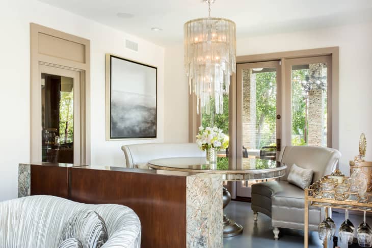 Everything You Need To Know About Hollywood Regency Style | Apartment ...
